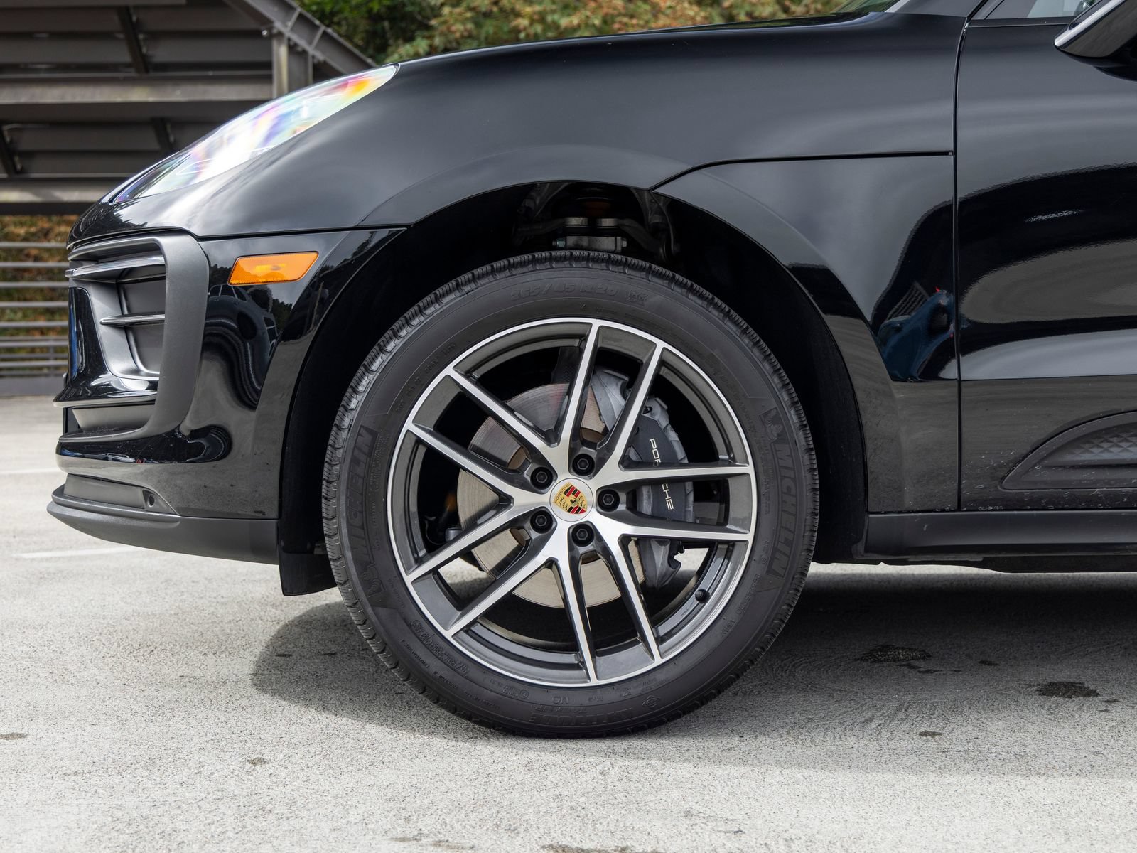 Certified 2026 Porsche Macan AWD/4WD image 13