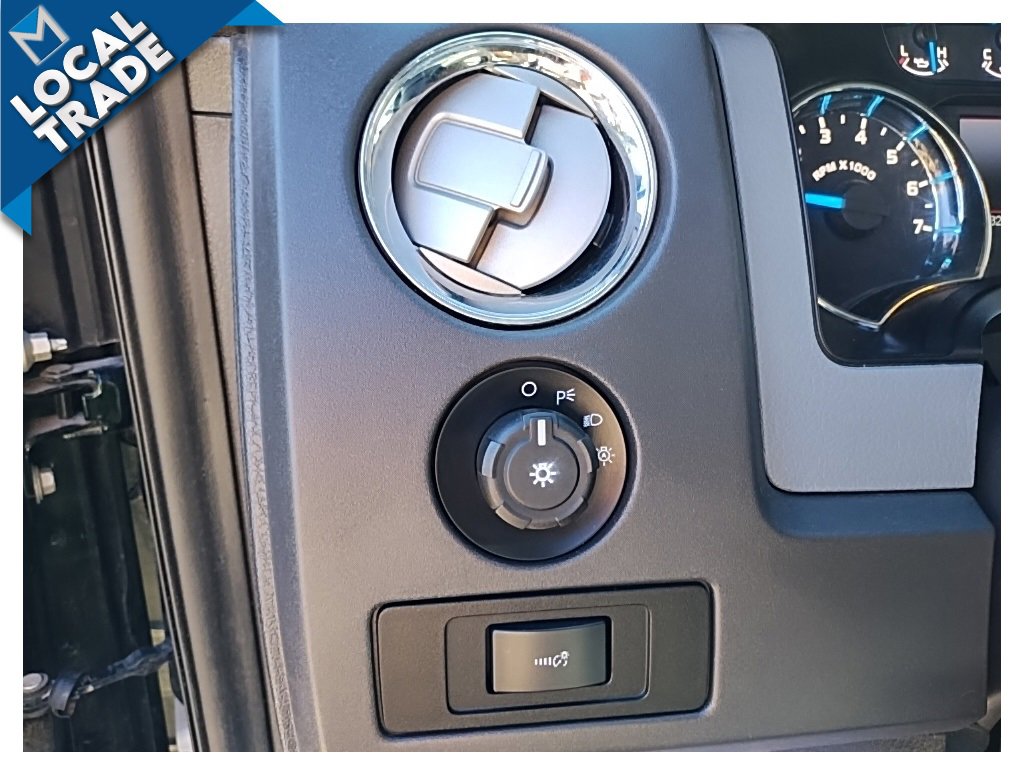 Used 2013 Ford F150 XLT w/ Mid Equipment Group image 24