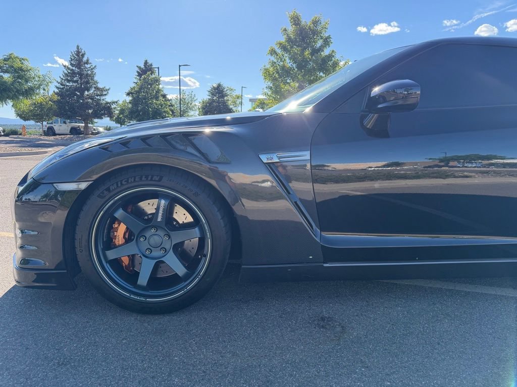 Used 2014 Nissan GT-R Premium AWD/4WD image 10