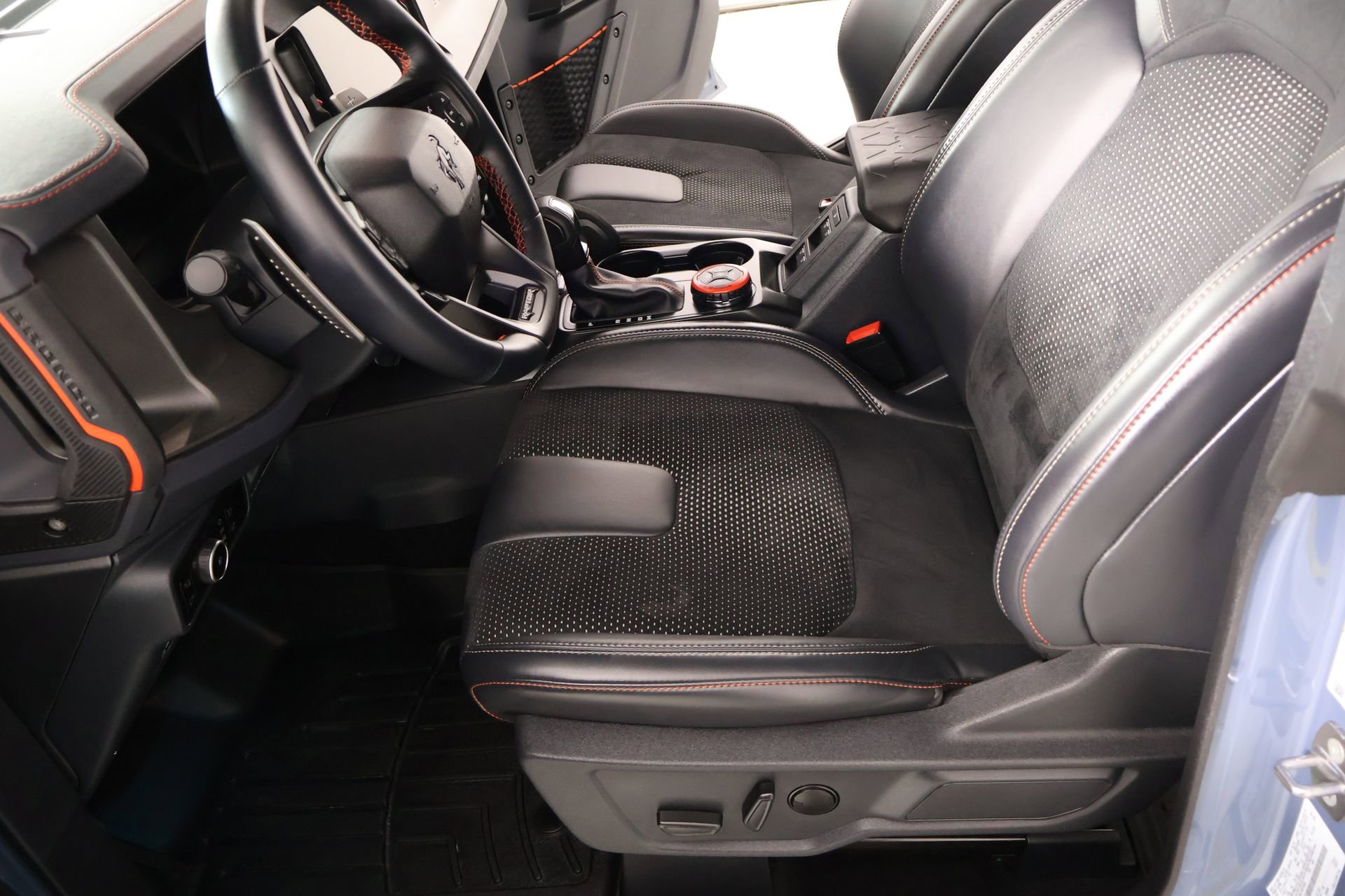 Used 2025 Ford Bronco Raptor image 12