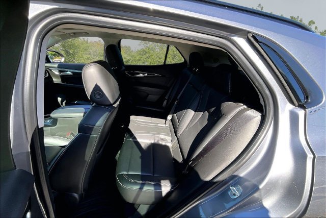Used 2021 Buick Envision Essence w/ Sport Touring Package FWD image 24