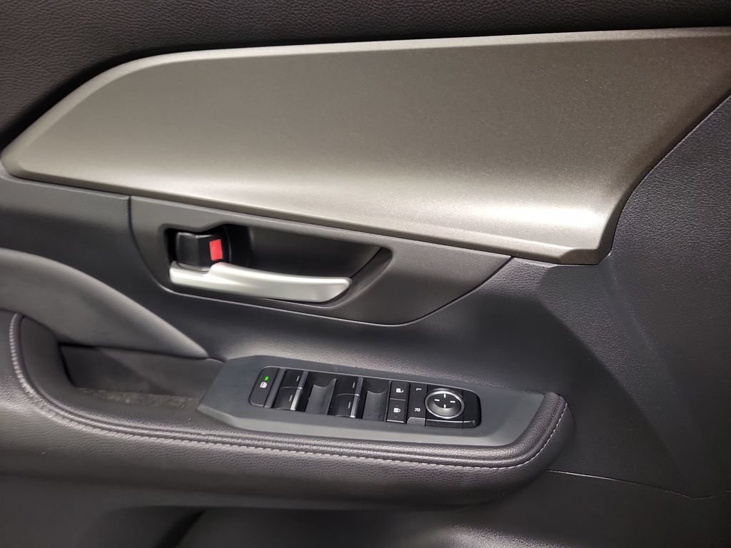 Used 2026 Toyota Grand Highlander AWD image 29