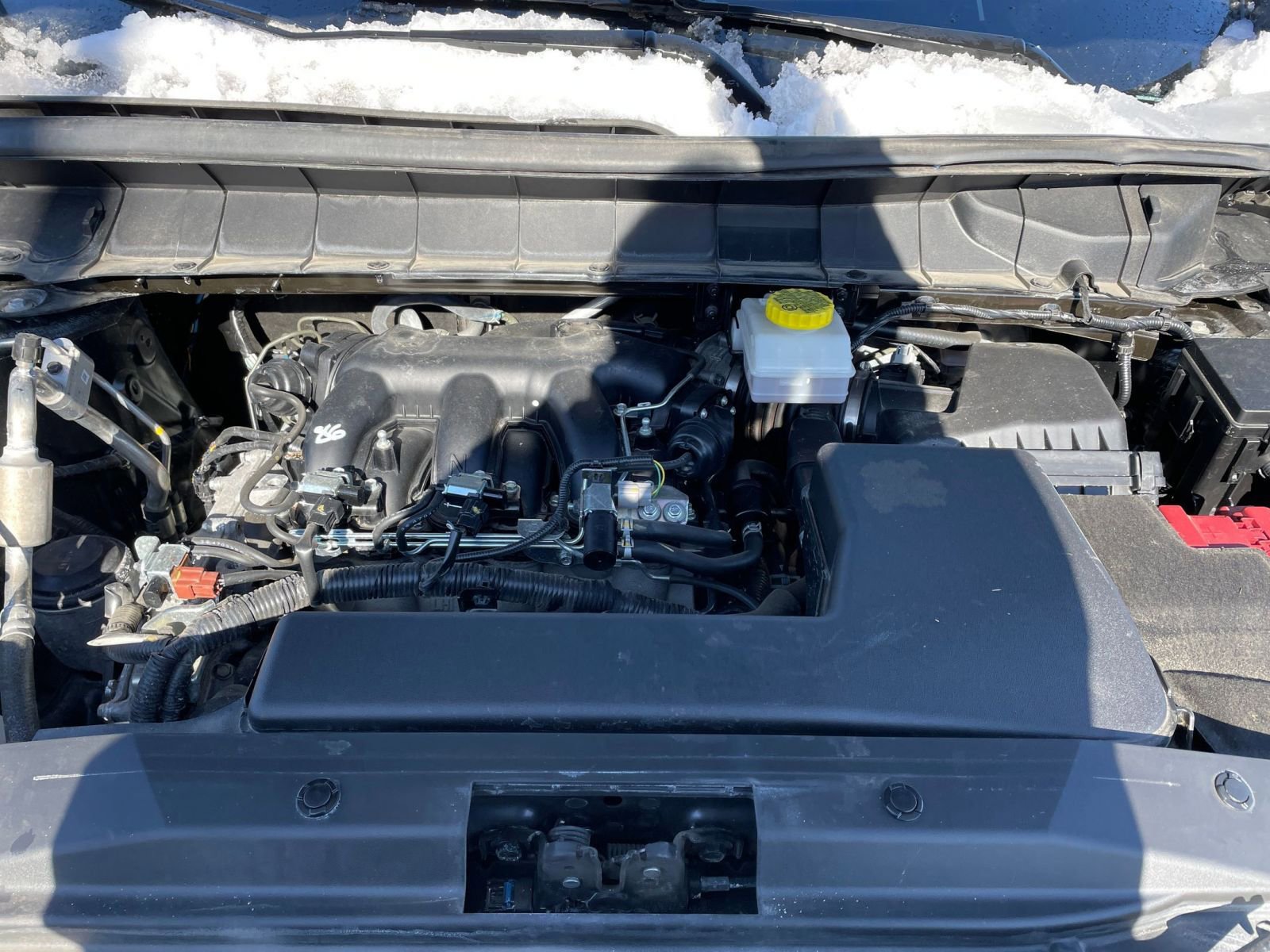 Used 2025 Nissan Pathfinder SV image 35