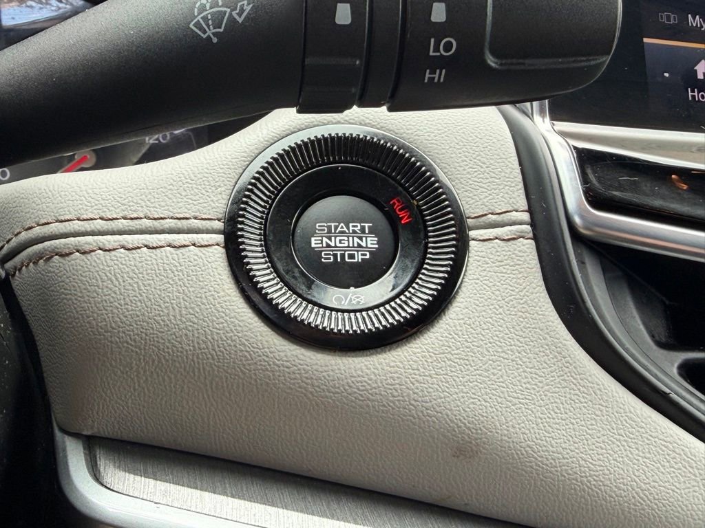 Certified 2025 Jeep Compass Limited AWD/4WD image 28