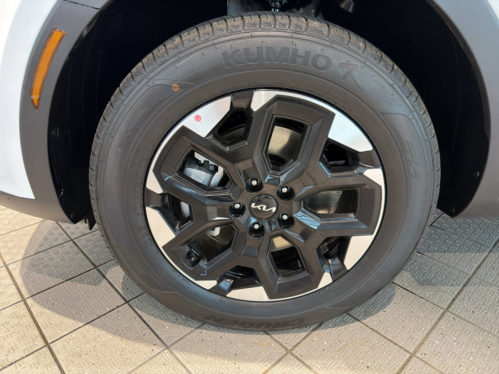 New 2026 Kia Sorento S image 9