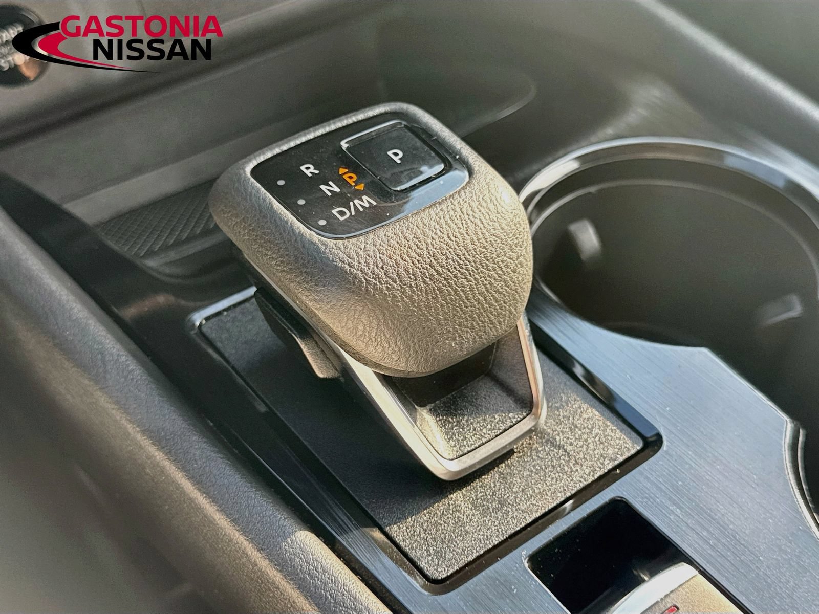 Used 2024 Nissan Rogue SV AWD/4WD image 21