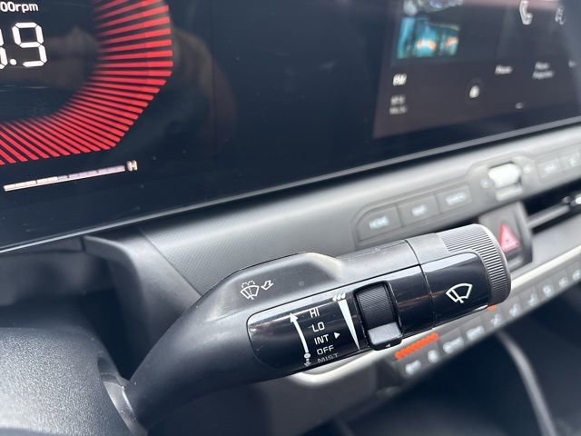 Certified 2025 Kia K4 LXS image 18
