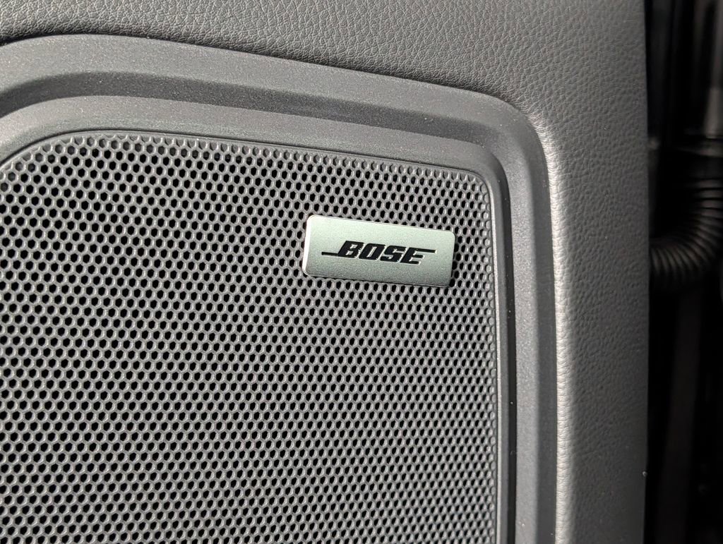 New 2026 Porsche Macan image 30