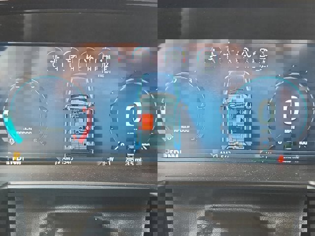 Used 2024 Ford F350 King Ranch w/ FX4 Off-Road Package image 18