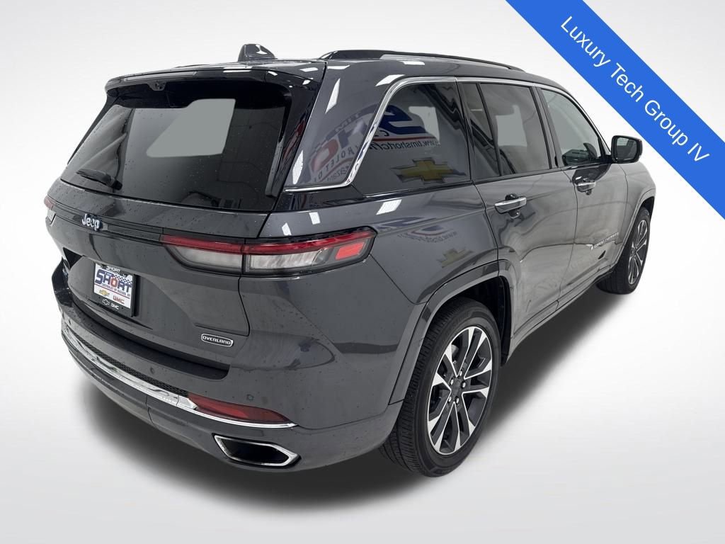 Used 2022 Jeep Grand Cherokee Overland w/ Luxury Tech Group IV image 4