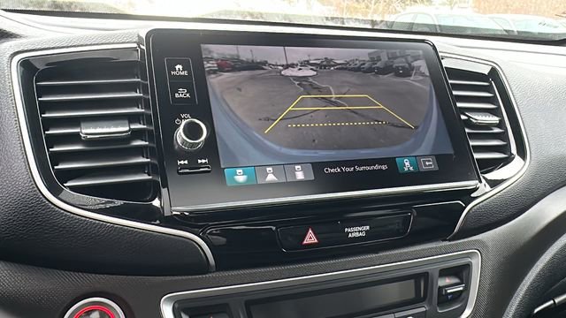 Used 2025 Honda Ridgeline TrailSport image 16