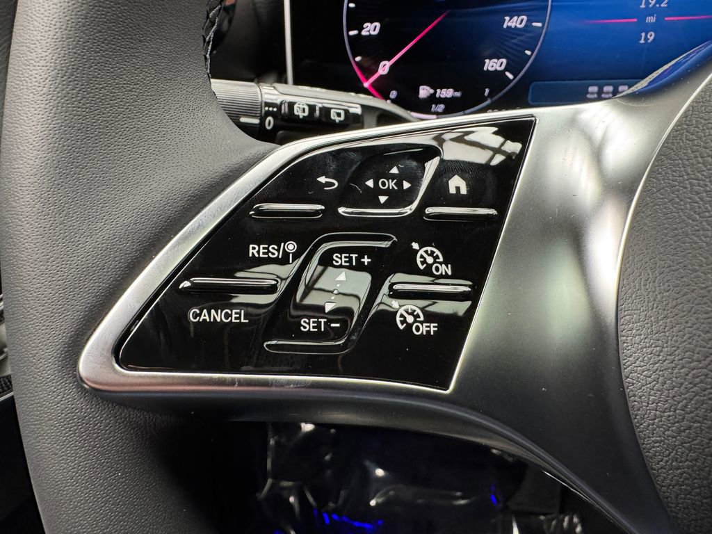 Used 2026 Mercedes-Benz GLC 300 4MATIC image 15