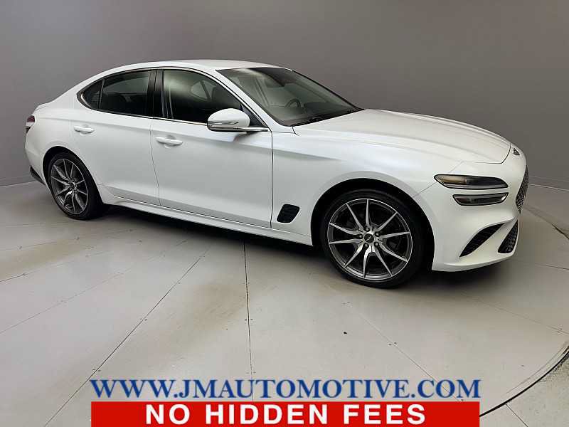 Used 2023 Genesis G70 2.0T image 7