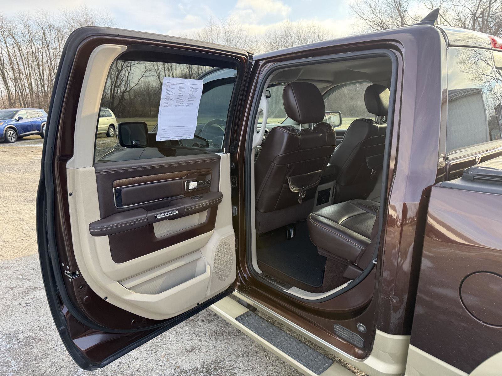 Used 2015 RAM 1500 Laramie Longhorn w/ Convenience Group image 29