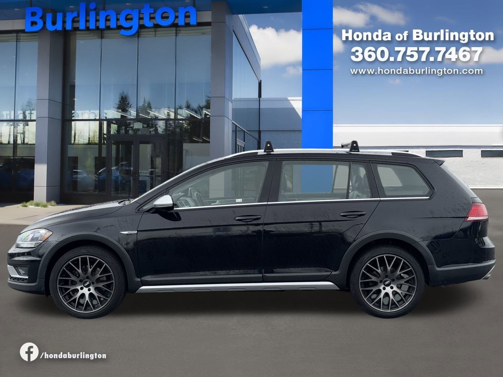 Used 2019 Volkswagen Golf Alltrack S image 3