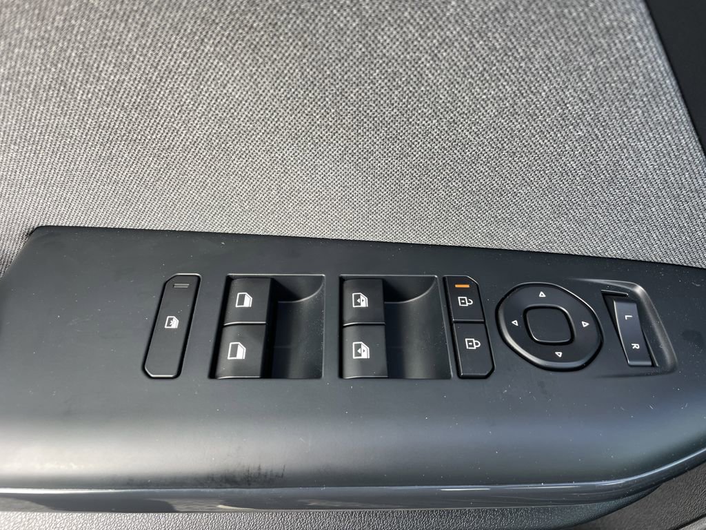 New 2025 Kia K4 EX image 16