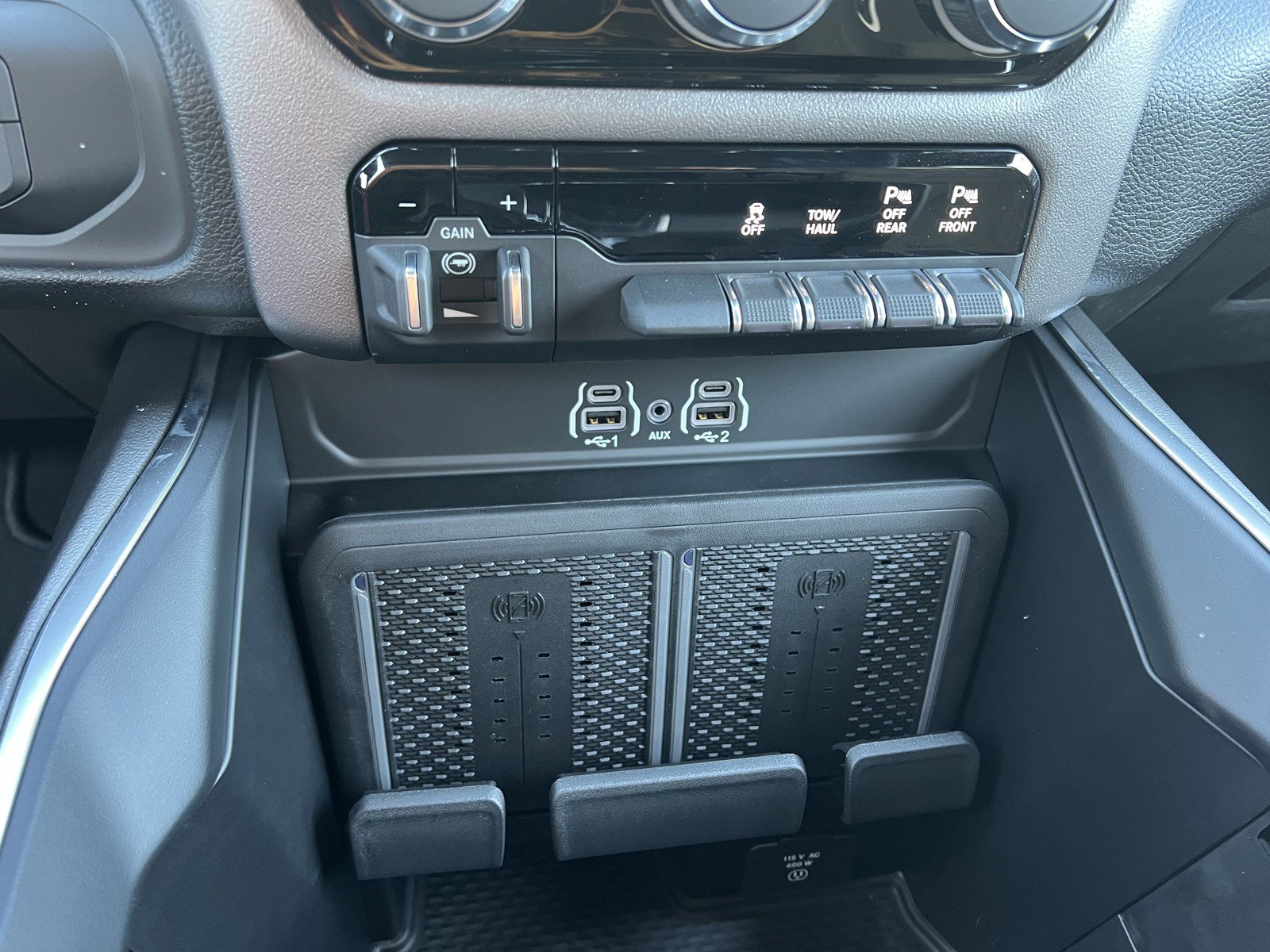 New 2026 RAM 2500 Big Horn AWD/4WD image 28