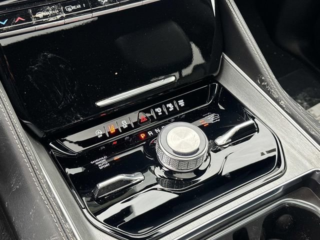 New 2026 Jeep Grand Wagoneer Limited image 14