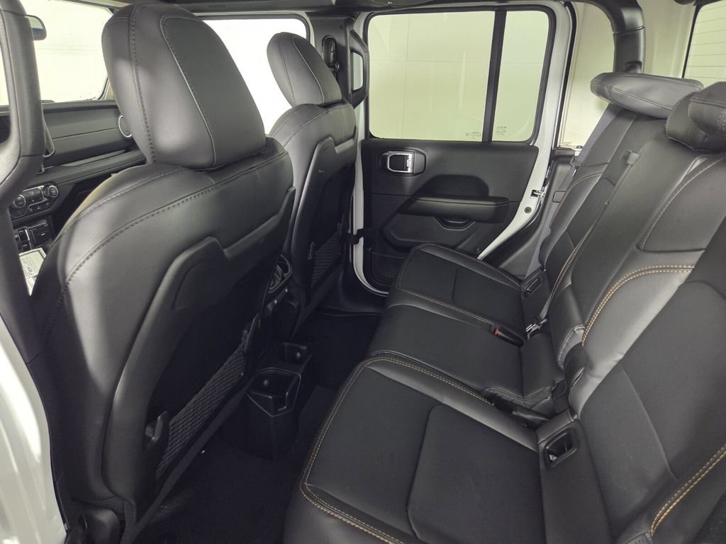 New 2026 Jeep Gladiator Sport AWD/4WD image 16