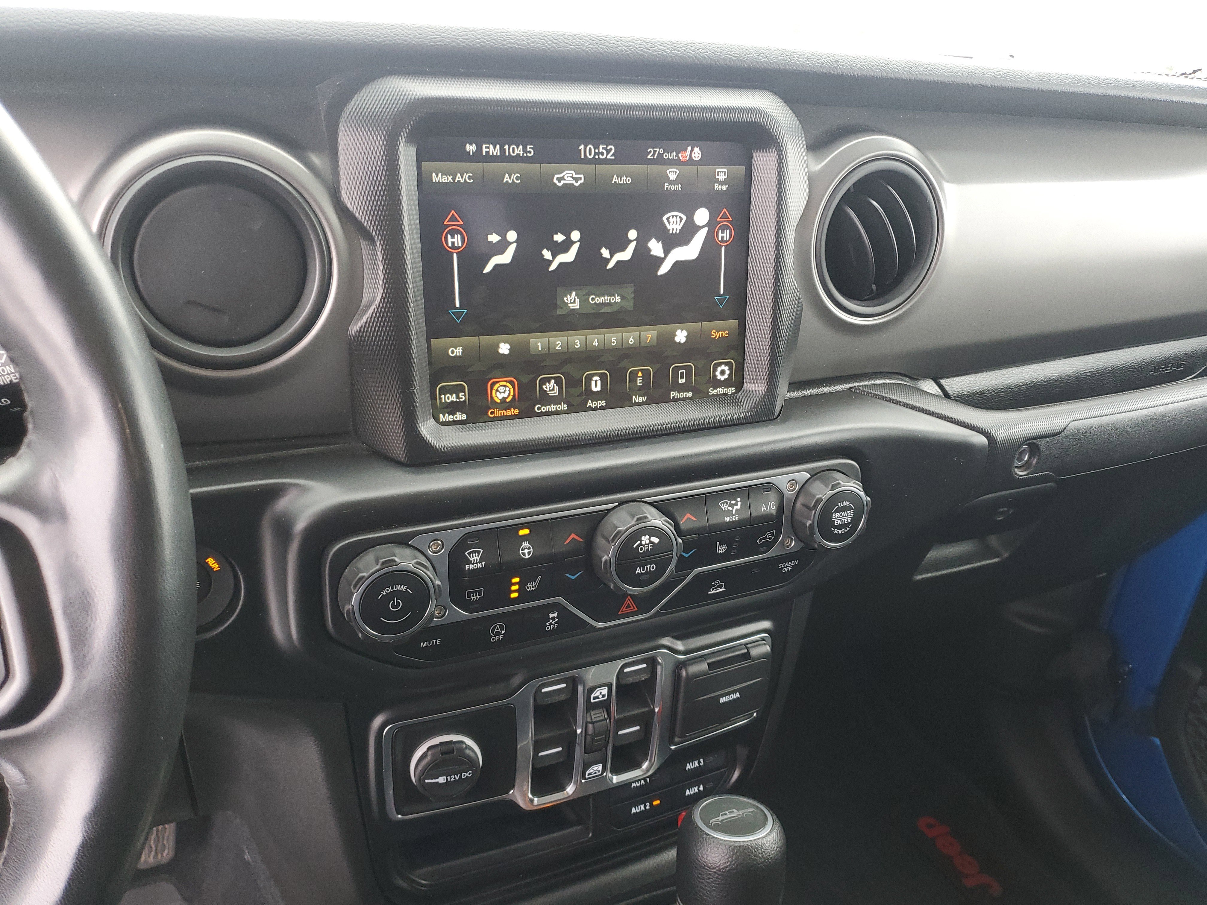 Used 2022 Jeep Gladiator Sport image 25