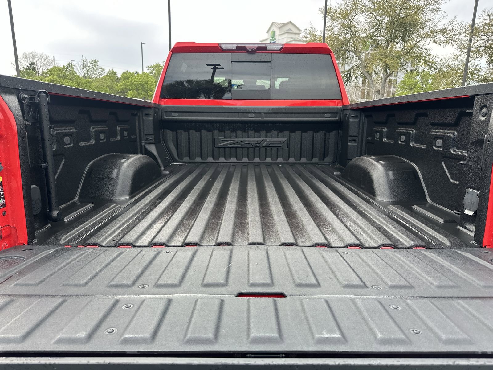 Used 2024 Chevrolet Silverado 2500 ZR2 w/ Technology Package AWD/4WD image 32