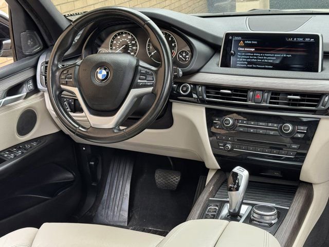 Used 2017 BMW X5 xDrive40e AWD/4WD image 17