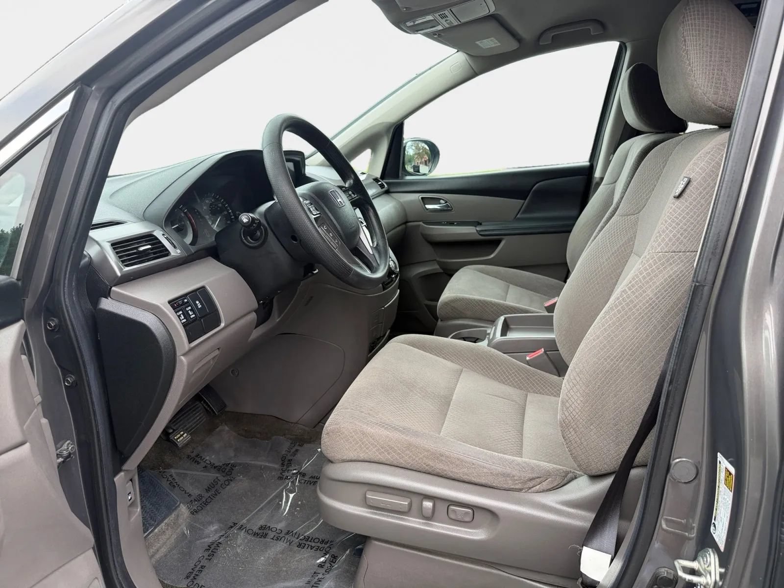 Used 2014 Honda Odyssey EX image 10