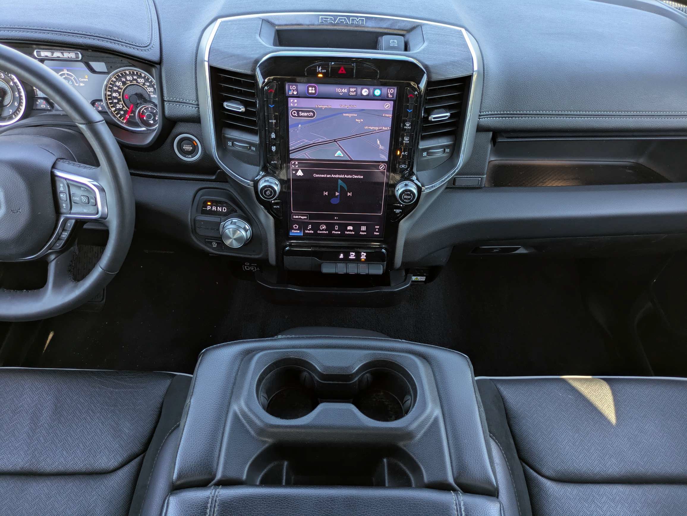 Used 2025 RAM 1500 Laramie w/ Bed Utility Group RWD image 33