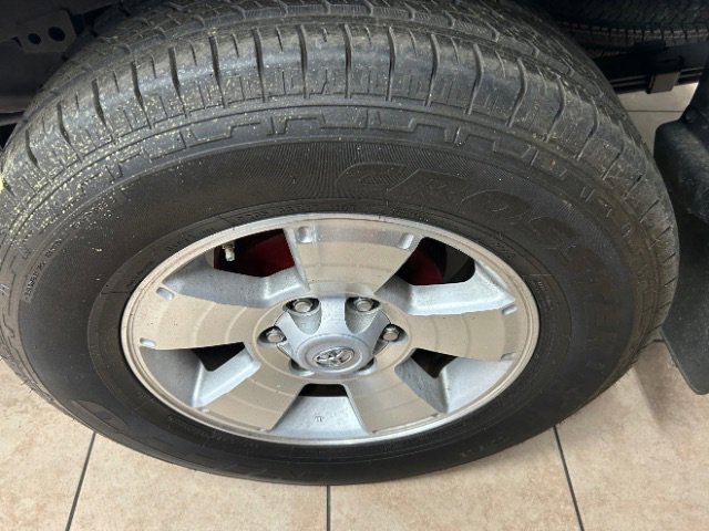 Used 2014 Toyota Tacoma PreRunner w/ TRD Sport Package RWD image 19