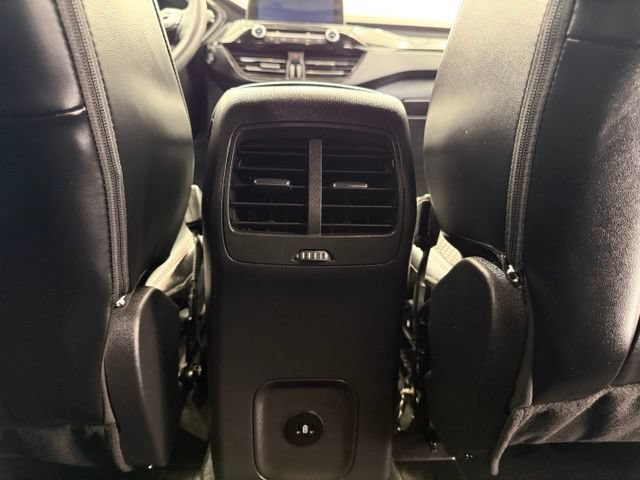 Used 2025 Ford Escape ST-Line Select AWD/4WD image 31
