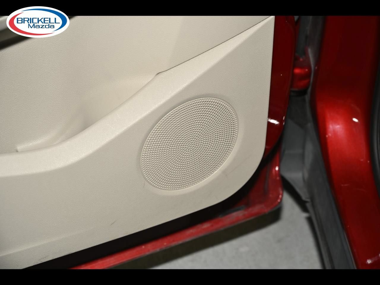 Used 2015 Ford Escape Titanium w/ Equipment Group 301A FWD image 23