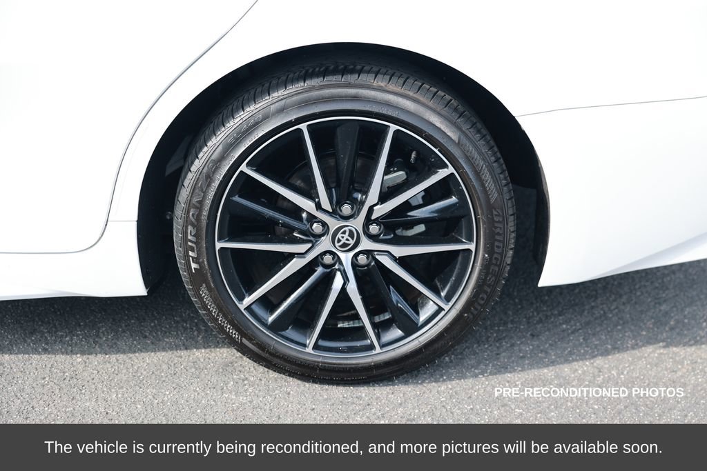 Used 2024 Toyota Camry SE image 10