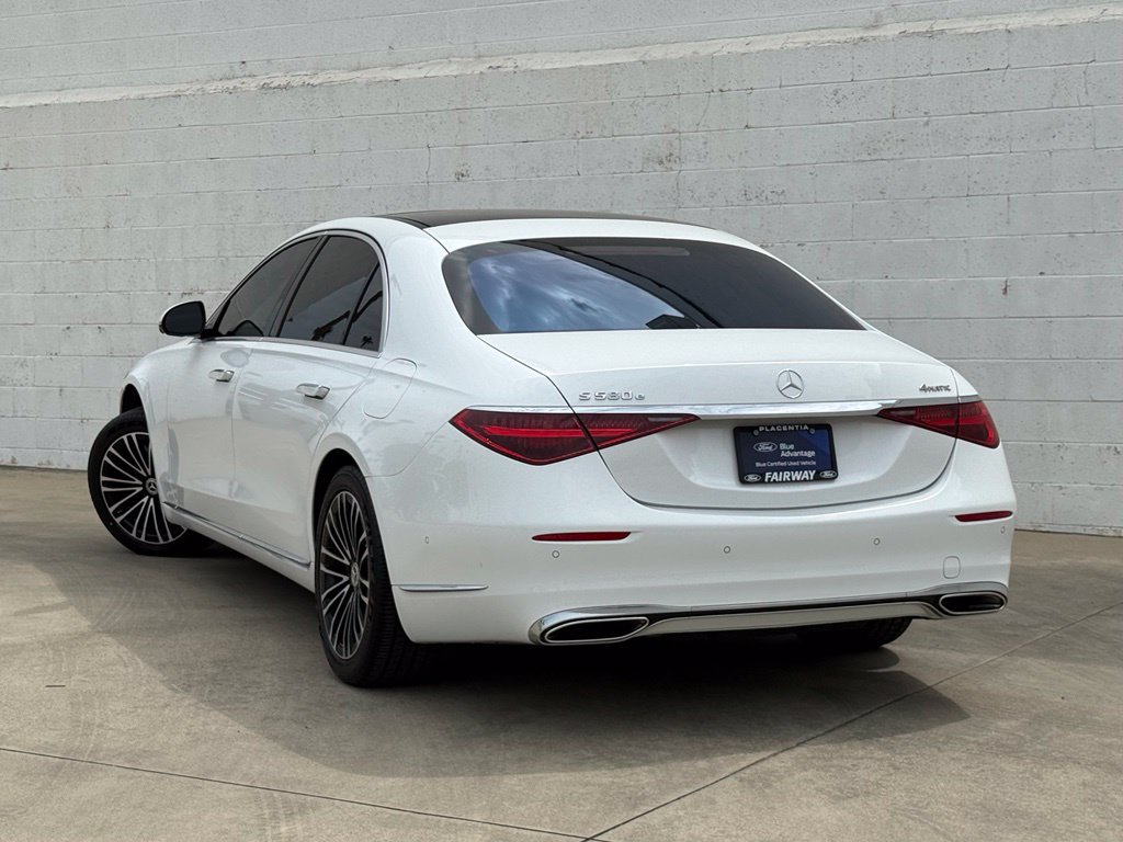Used 2025 Mercedes-Benz S 580e 4MATIC Sedan image 4