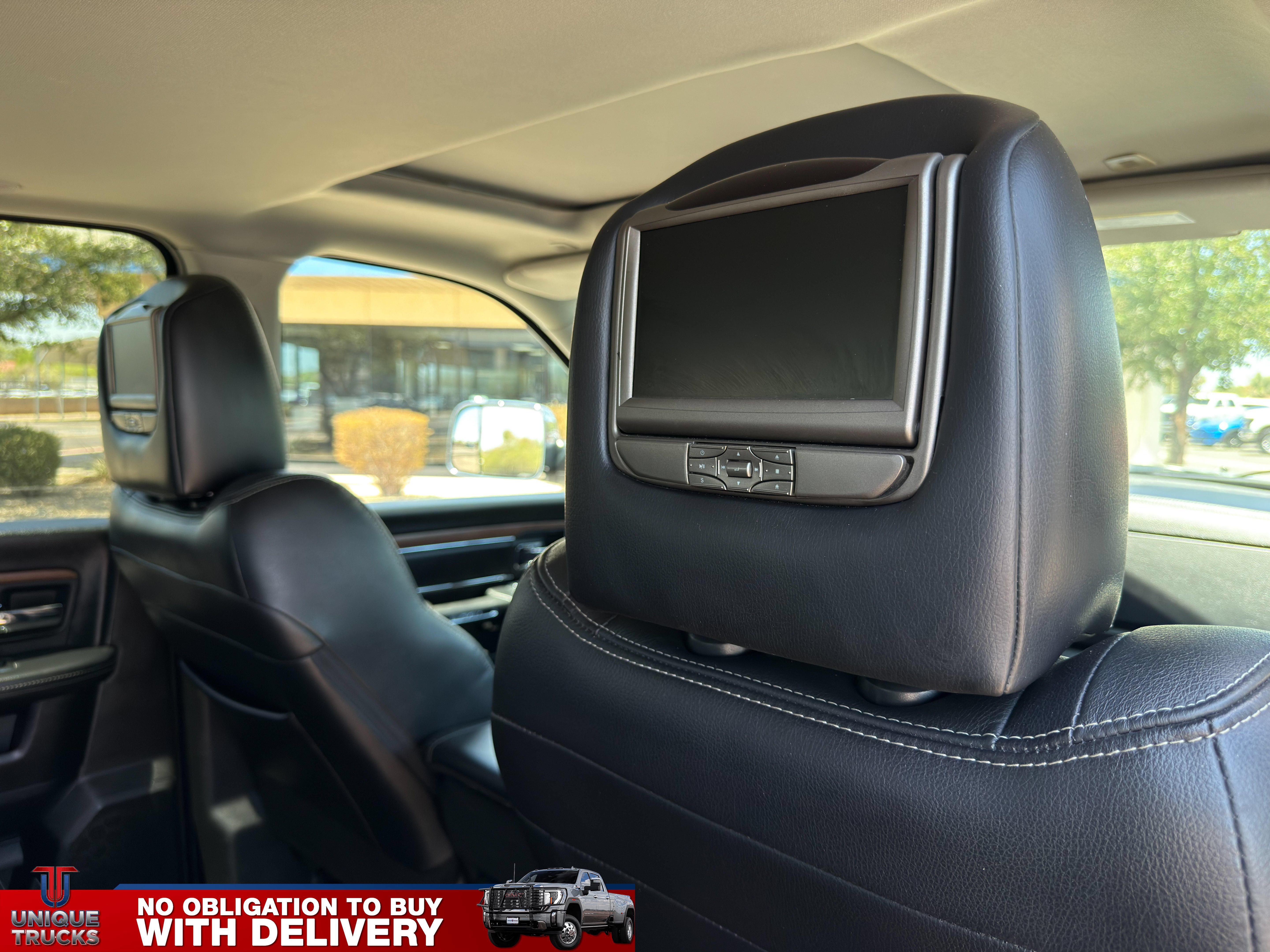 Used 2018 RAM 3500 Laramie w/ Cold Weather Group AWD/4WD image 32