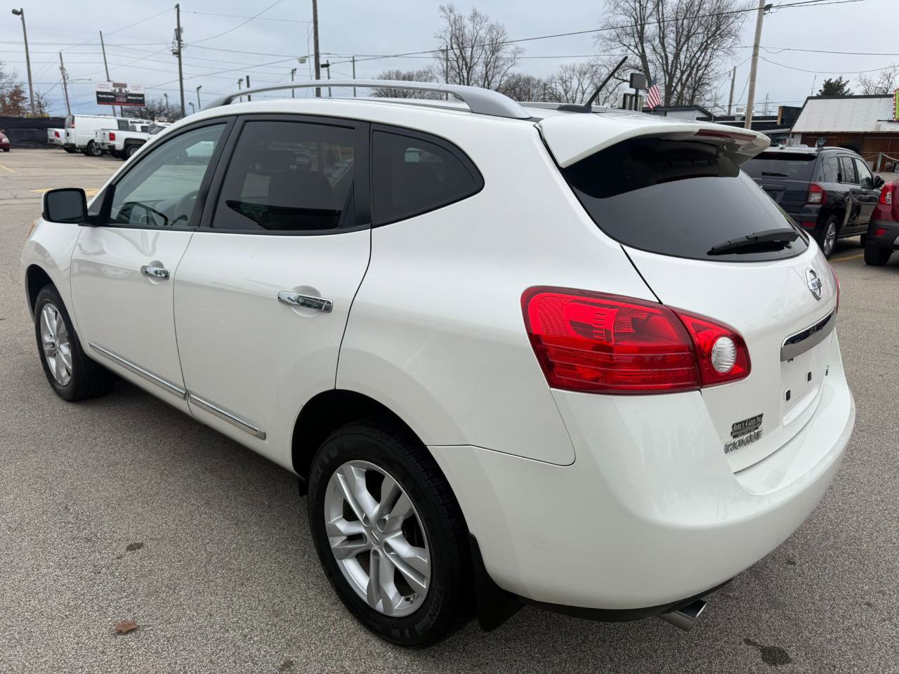 Used 2012 Nissan Rogue SV image 6
