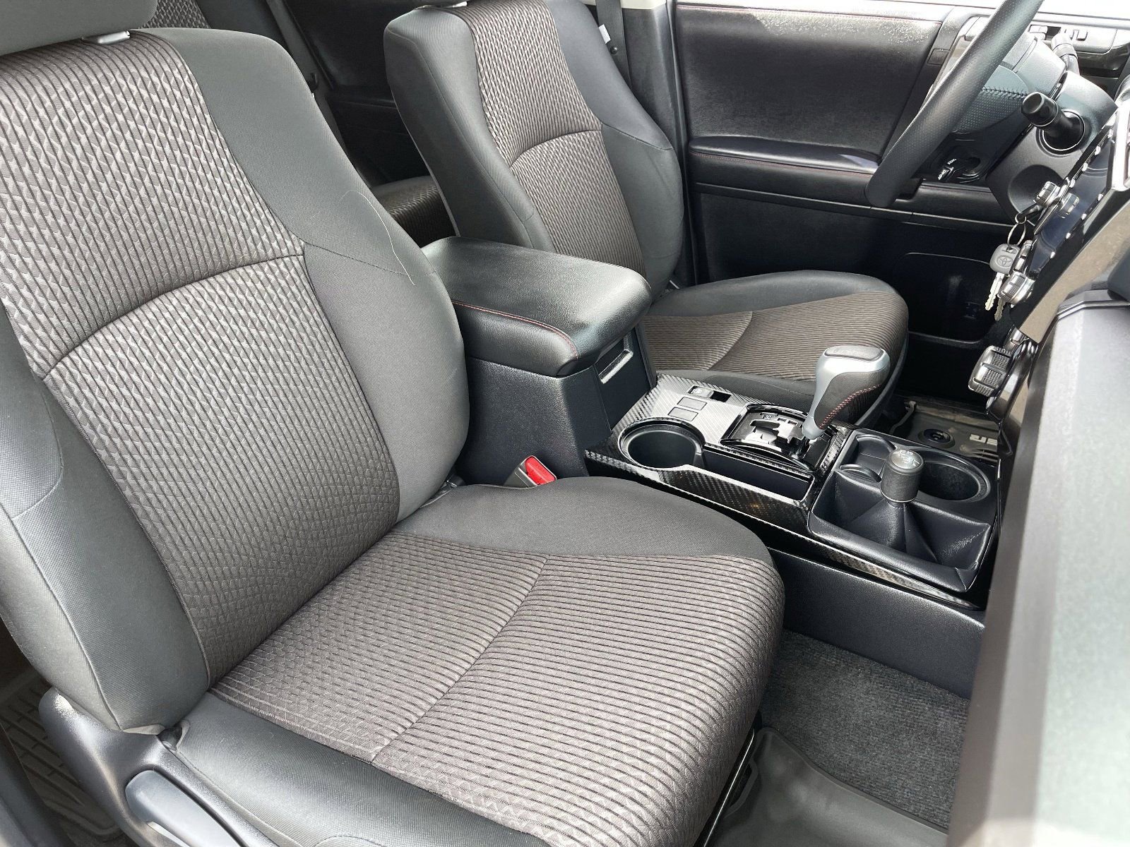 Used 2021 Toyota 4Runner TRD Off-Road AWD/4WD image 12