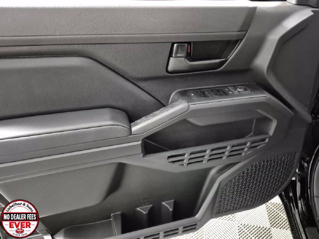 New 2026 Toyota Tacoma SR w/ SR Upgrade Package AWD/4WD image 15