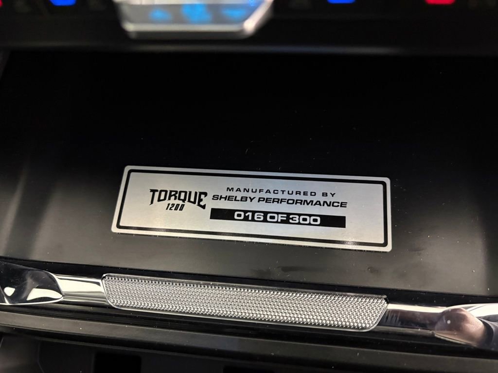 New 2026 Ford F250 Lariat w/ Black Appearance Package image 44