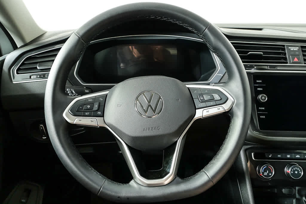 Certified 2024 Volkswagen Tiguan Wolfsburg Edition AWD/4WD image 12