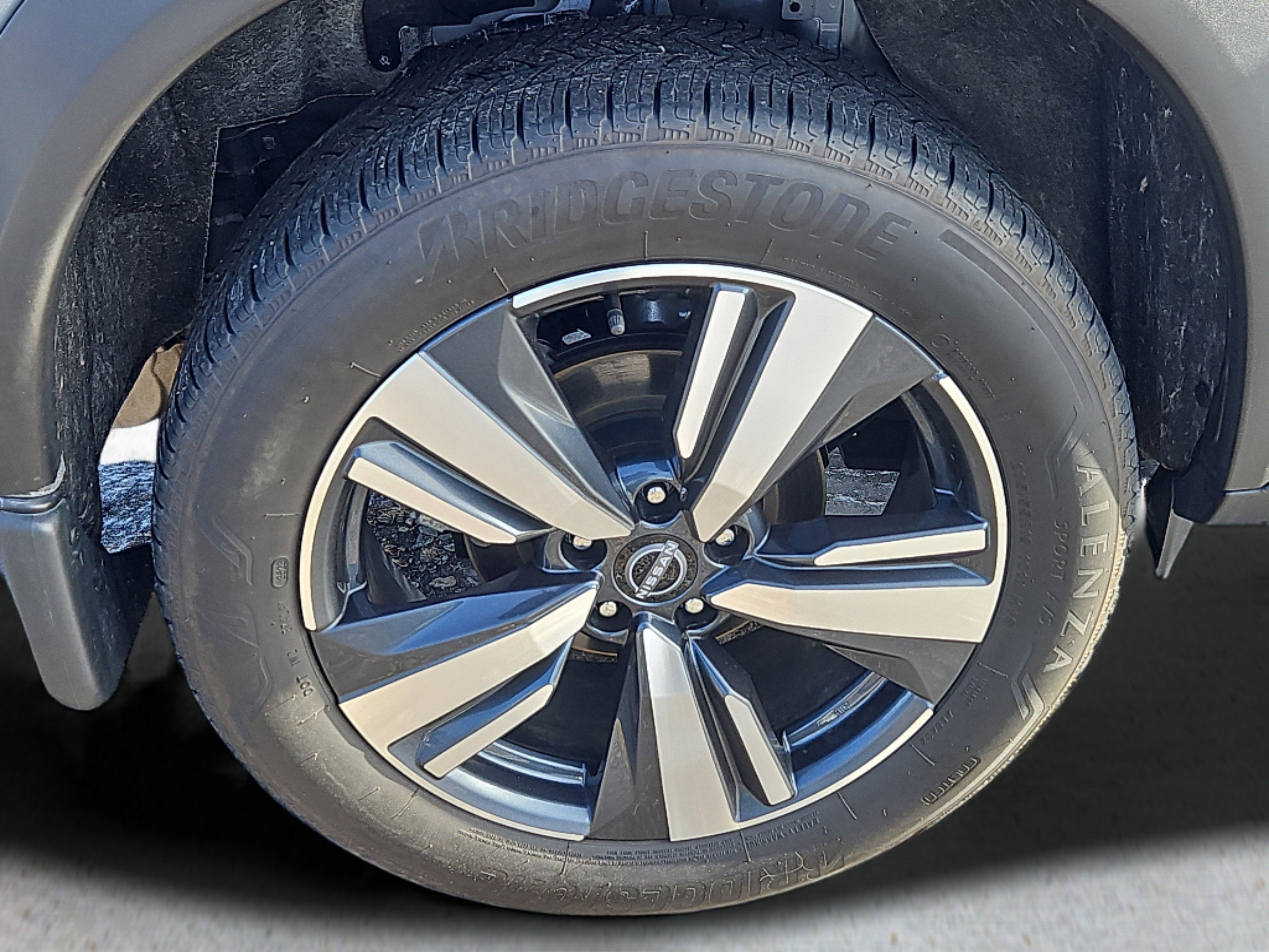 Used 2023 Nissan Rogue SL w/ SL Premium Package image 26