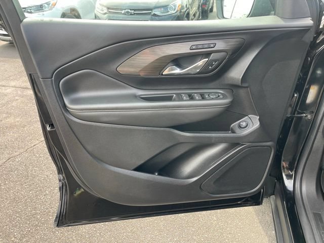 Used 2022 GMC Terrain SLT w/ LPO, Floor Liner Package AWD/4WD image 15