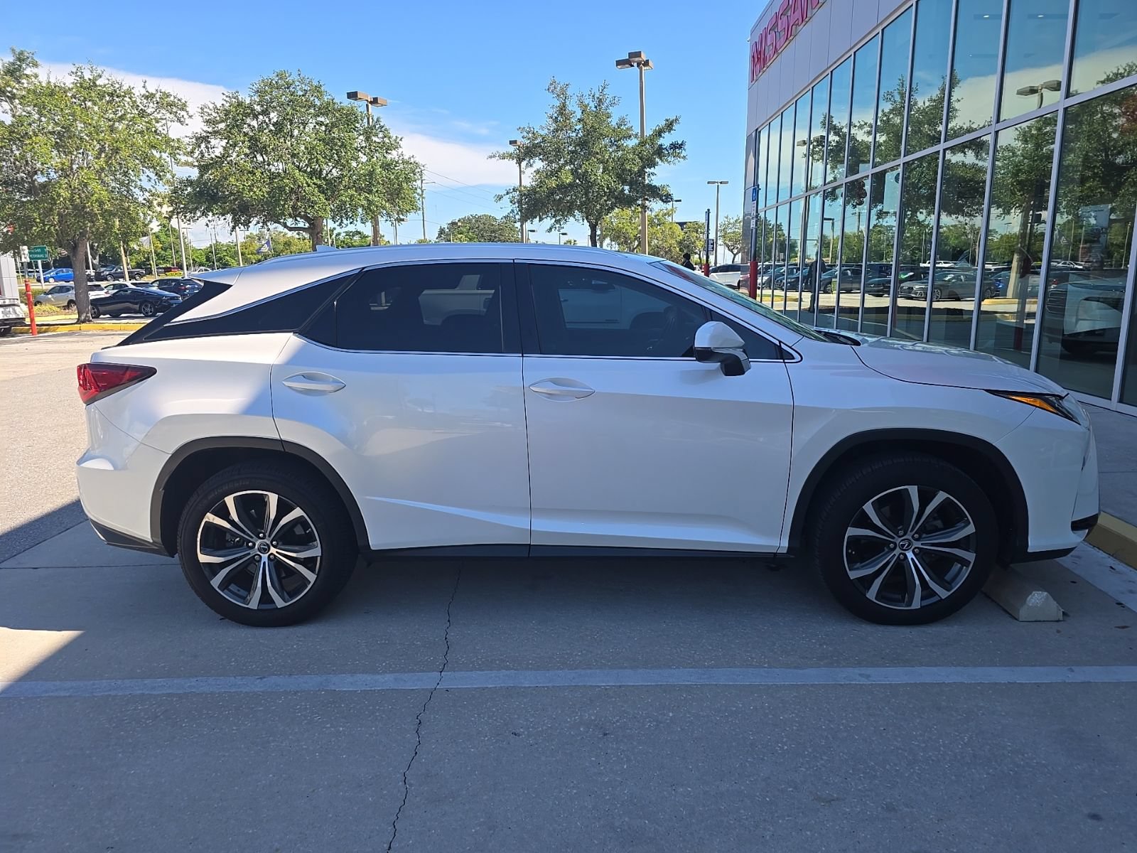 Used 2019 Lexus RX 350 FWD w/ Navigation Package image 4