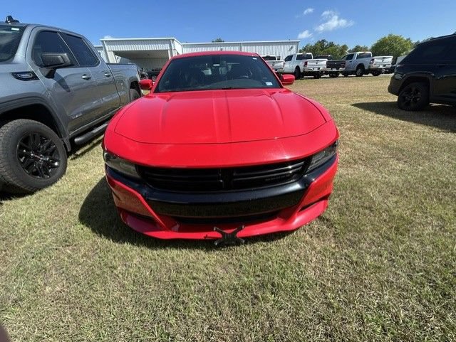 Used 2018 Dodge Charger R/T RWD image 2