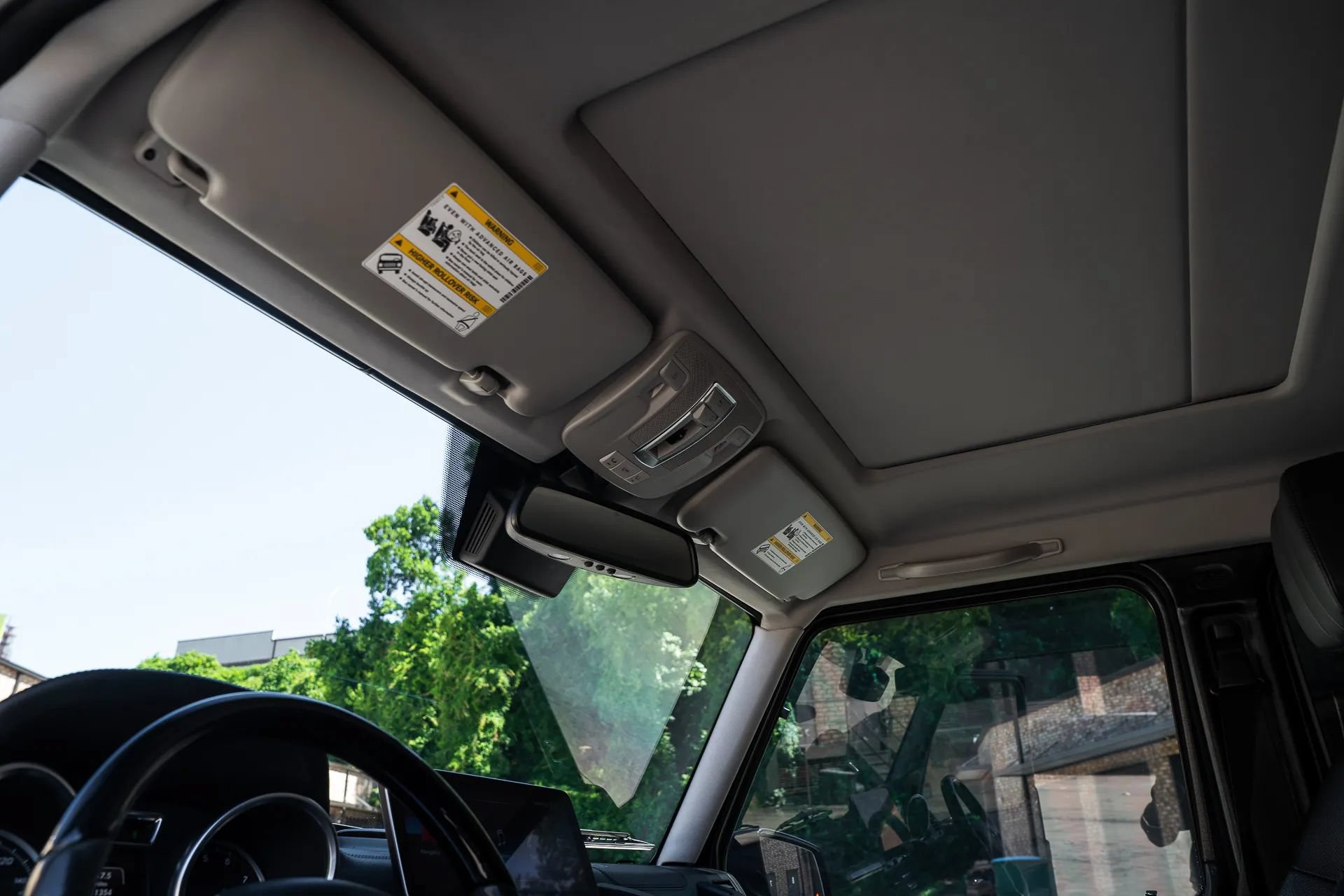 Used 2016 Mercedes-Benz G 550 image 26
