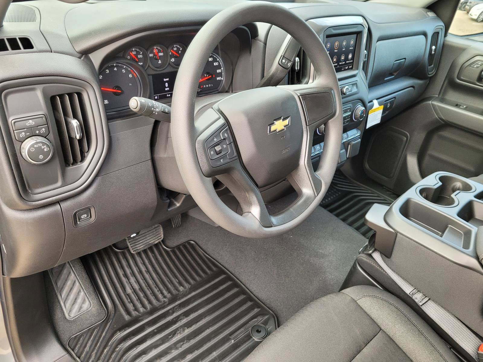 New 2026 Chevrolet Silverado 1500 Custom RWD image 15