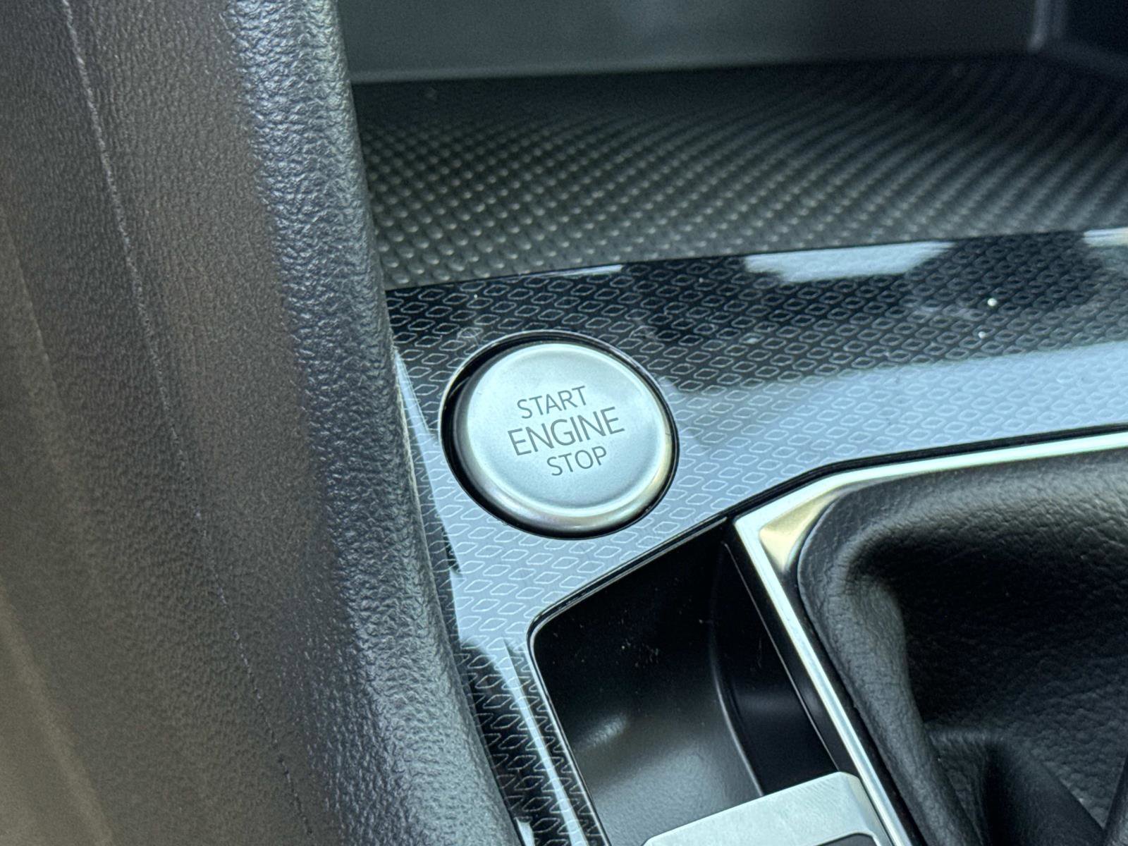 New 2026 Volkswagen Taos S image 18