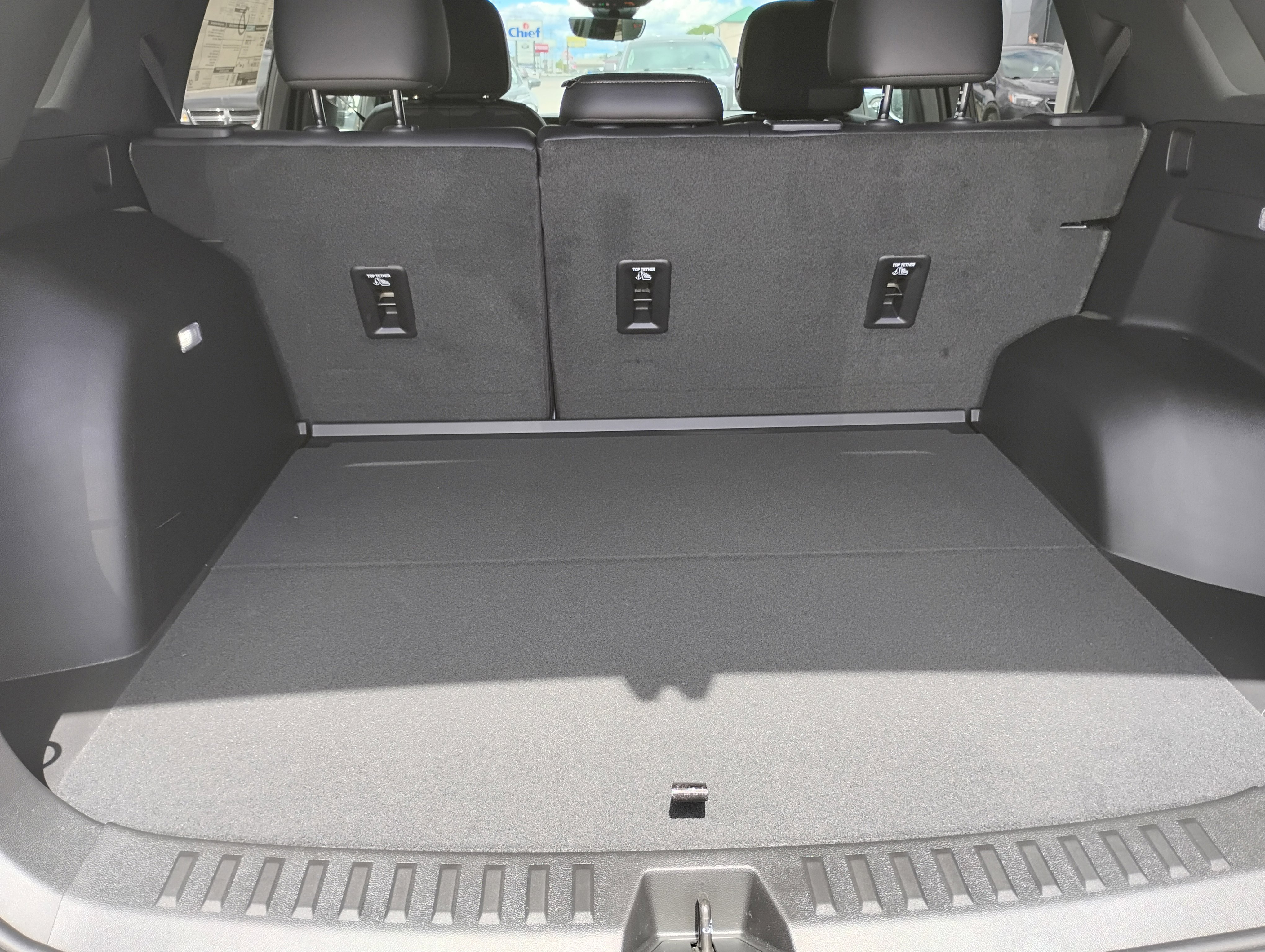 New 2026 GMC Terrain AT4 w/ Convenience Package III image 9