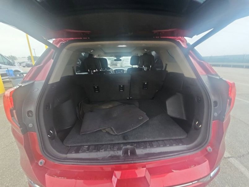 Used 2019 GMC Terrain Denali w/ LPO, 'HIT The Road' Package image 32