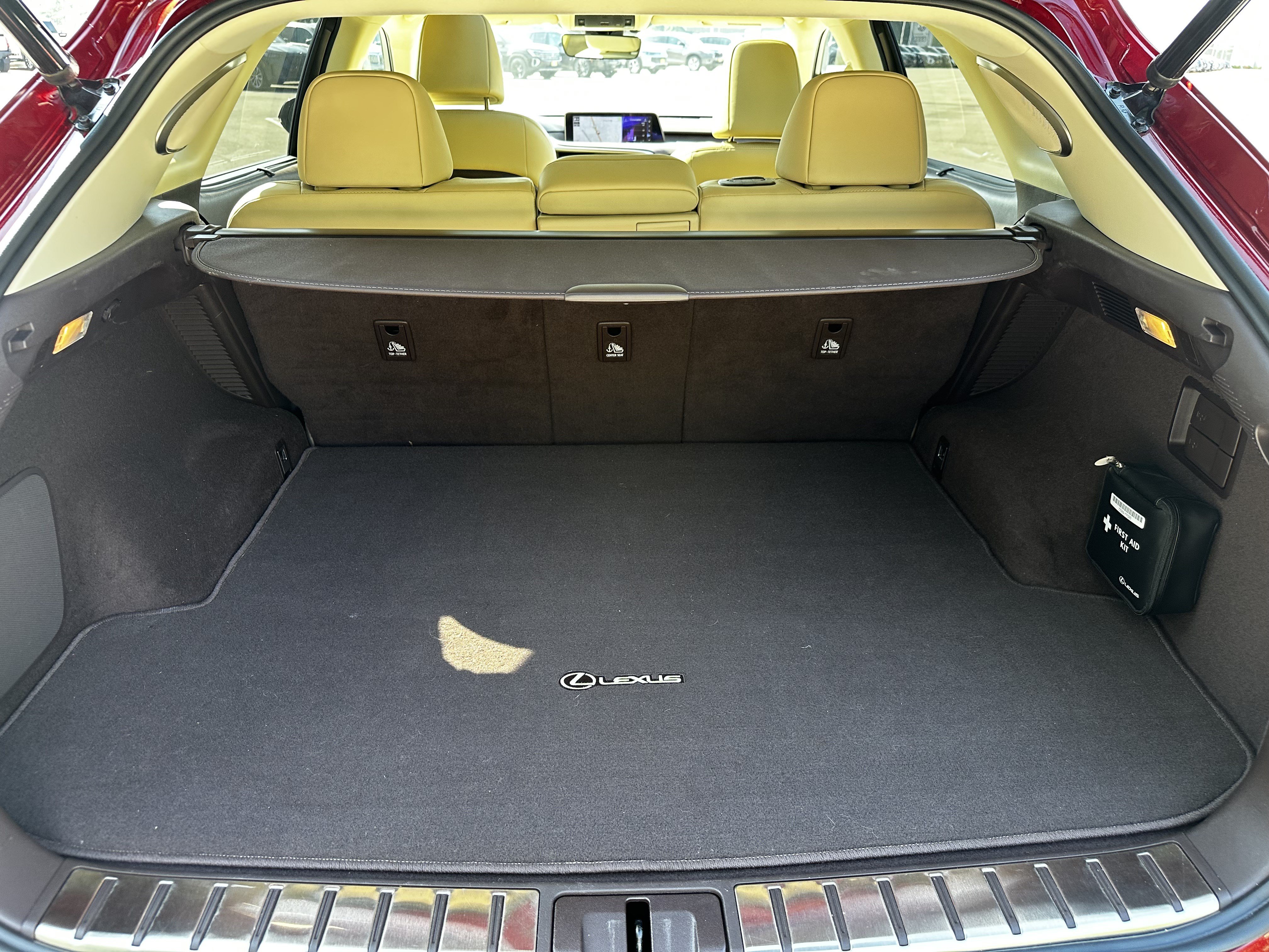 Used 2019 Lexus RX 450h AWD w/ Luxury Package image 28