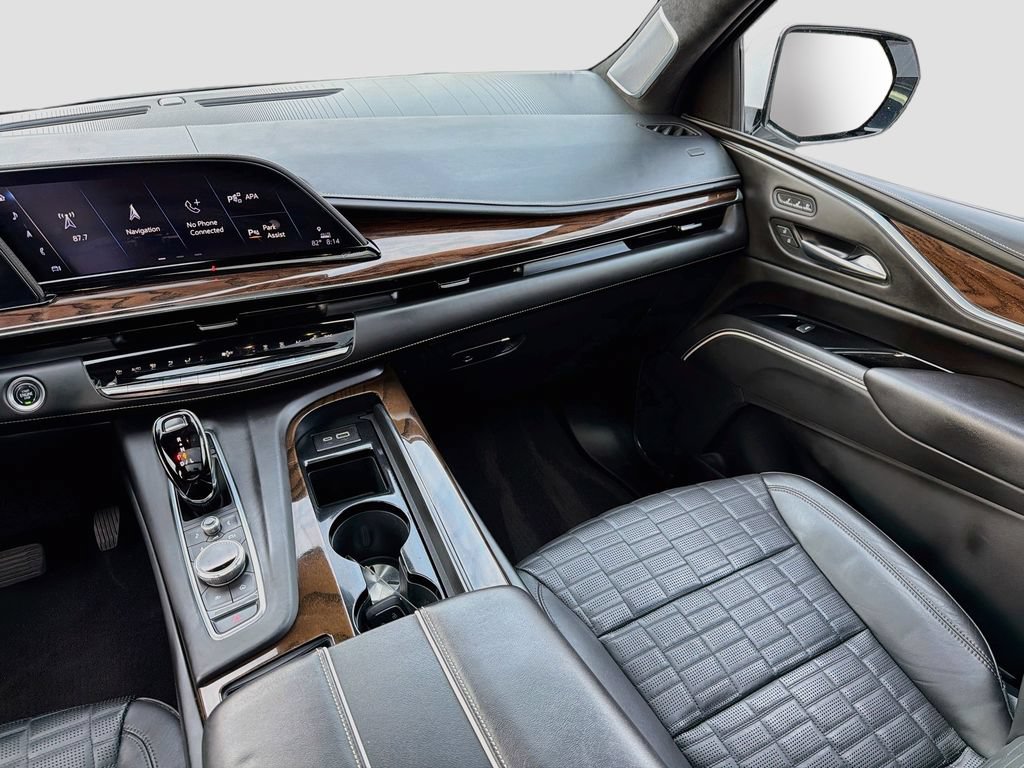 Used 2023 Cadillac Escalade ESV Sport Platinum w/ LPO, ONYX Package AWD/4WD image 25